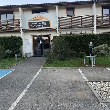 Valery Hotel 2*